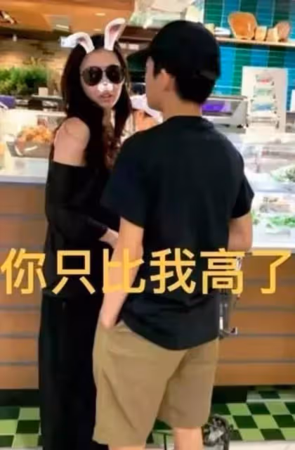 張柏芝兒子上貴族學校,學費1年86萬港幣!謝霆鋒早已買好「3億教育基金」,網友:被貧窮限制了想像