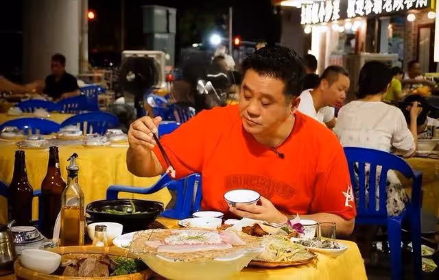 大肚腩搶鏡!前TVB知名男星被大媽們求合照,奪男配後卻無劇可拍