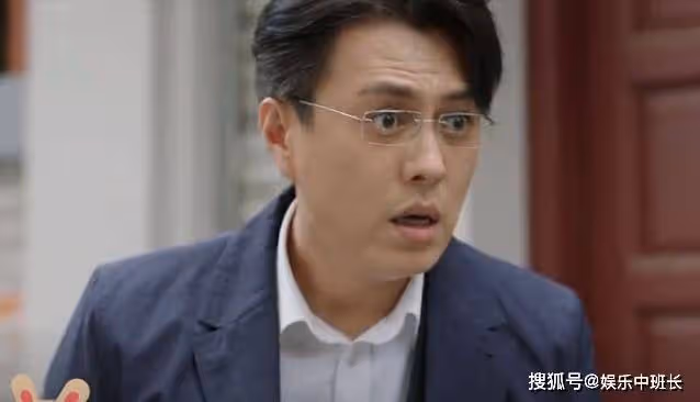 《底線》故事貫穿時下熱點話題,靳東在這部劇中演技炸裂