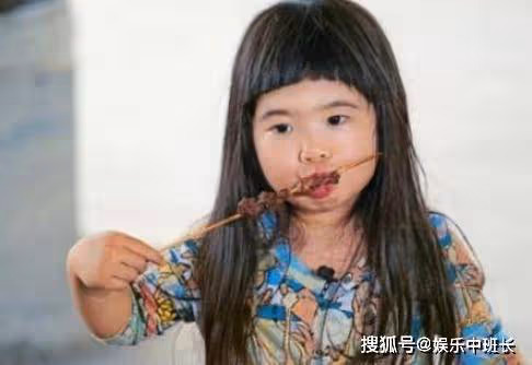 曹格女兒已成大姑娘,看到長大後的照片,這顏值我沒看錯吧?