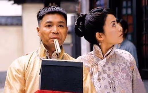 兩次演「傻子」獲得視帝,老婆是西遊記中的紅孩兒,如今兒女雙全
