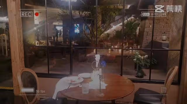 厲害!《驕陽》拍攝地,老闆曬肖戰餐巾紙畫8隻小鯊魚,超可愛!