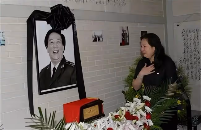 古月之死:得急病20分鐘後去世 生活習慣不太好