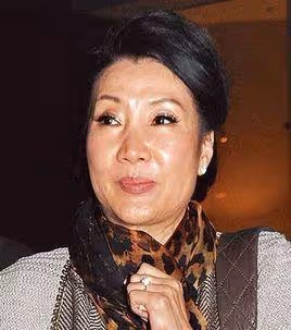 洪金寶大方承認，緋聞藏得好不要有破綻就行，感激老婆27年婚姻全靠包容，也夠能忍