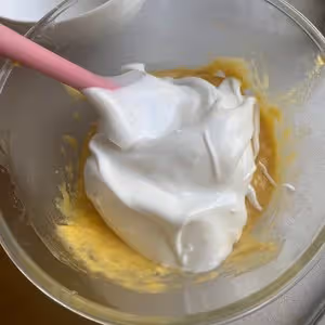 蛋糕店超🔥的金枕蛋糕｜口感綿密🍰鬆鬆軟軟