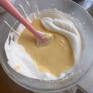 蛋糕店超🔥的金枕蛋糕｜口感綿密🍰鬆鬆軟軟