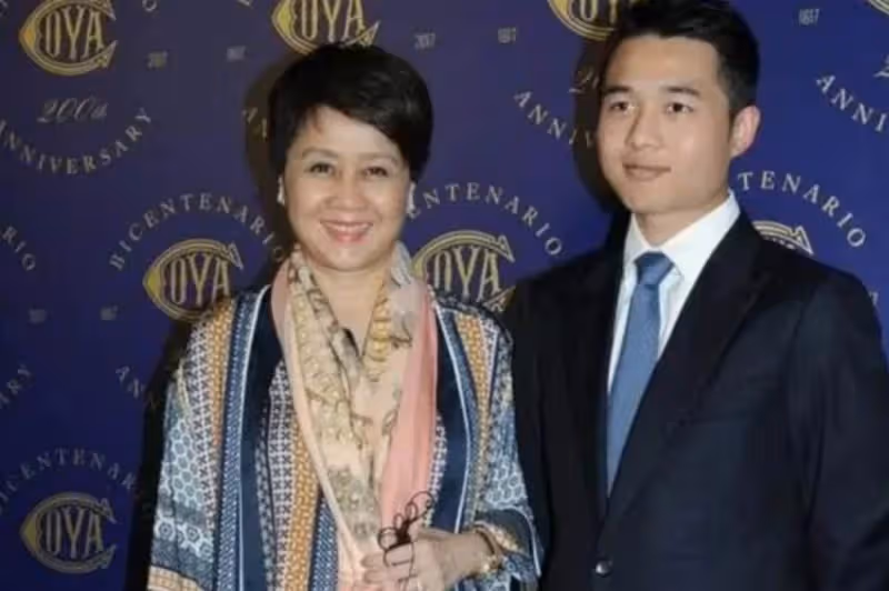 何鴻燊澳娛變天二房正式掌權，何超鳳任常務董事，四太梁安琪退位