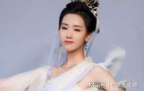 造型華麗畫風獨特，白鹿新片卻撞檔楊紫，全員神仙顏值《長相思》