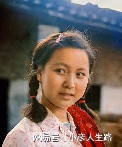 演員趙越:嫁二婚佟凡,結婚25年無兒無女,如今她還好嗎?
