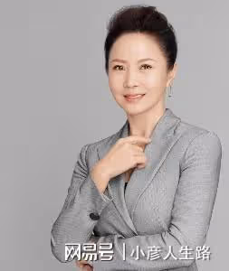 演員趙越：嫁二婚佟凡，結婚25年無兒無女，如今她還好嗎？