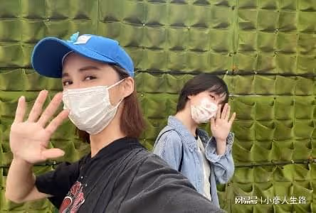 張歆藝人緣絕了!和劉戀、朱潔靜聚餐,兒子直接喊金晨媽媽