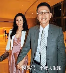 李嘉欣拚命擠進豪門貴婦圈,郭晶晶卻看不上,兩人身份地位相差大