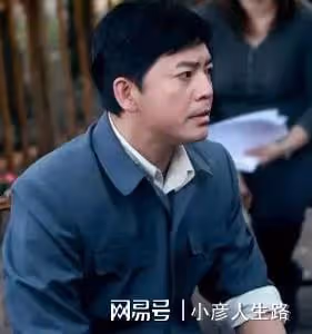 「趙政委」何政軍:娶初戀當老婆,結婚30年無緋聞