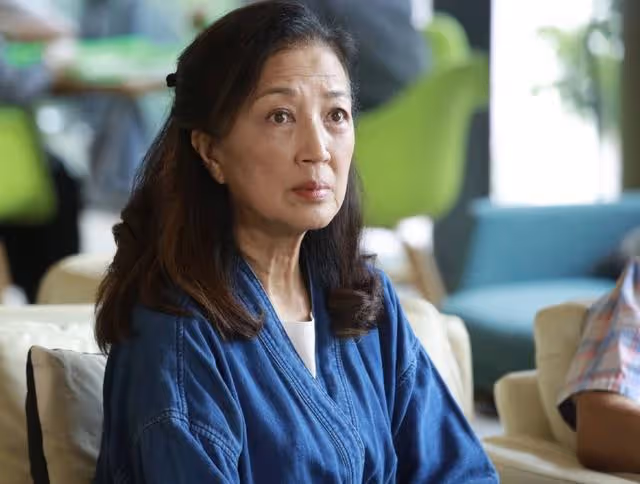 74歲TVB老戲骨疑瘋狂迷戀小生!多次曬對方照片,兩人關係終揭秘