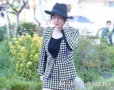 韓版杉菜具惠善罕見亮相身材爆肥,凸肚搶鏡,自曝因壓力太大發福