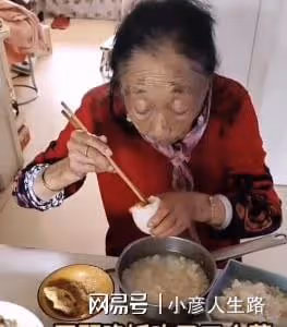 李玉成吃糖醋茄子,和妻子吵架故意沒做對方的,馬玉琴不敢吱聲