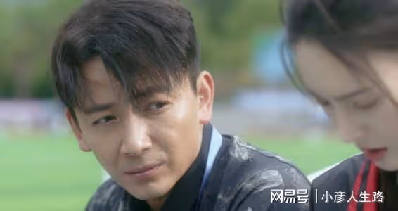 奔著金晨王安宇追《熾道》,卻被39歲男二號給驚艷到了