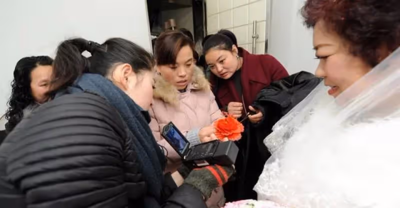 繼母撫養我長大，婚禮結束後外婆給我一封信，我將繼母當場趕走