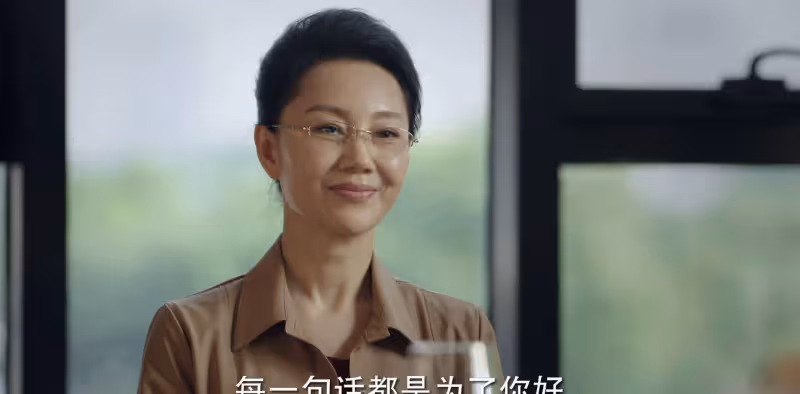 《底線》唐小雲弒母案：母親的「眼淚」比兒子的瘋狂更讓人窒息