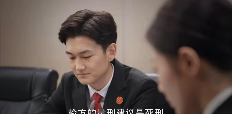 《底線》唐小雲弒母案：母親的「眼淚」比兒子的瘋狂更讓人窒息
