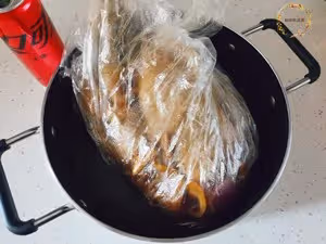 可樂豉油雞，鮮香又多汁～