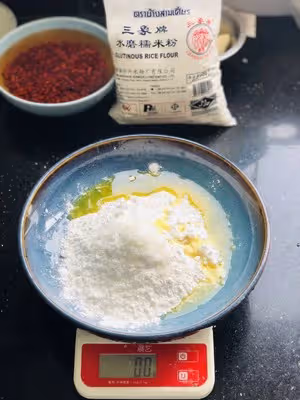 椰蓉紅豆糯米卷