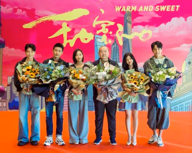 陳妍希懷二胎,孕肚明顯心情也超好,與陳曉六年兩胎很恩愛!