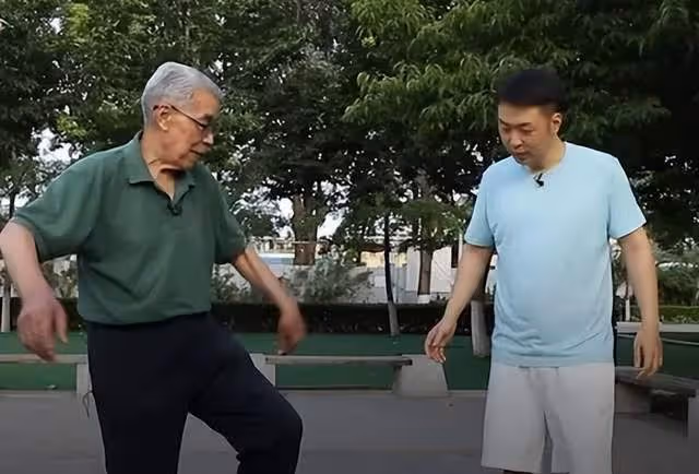曝李維嘉出事被查,嚮往的生活鏡頭突遭湖南台打碼,已被官網除名
