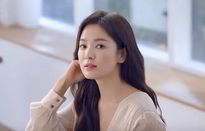 國民女神，曾為愛情放棄了事業，如今41歲狀態超好，氣質很出眾