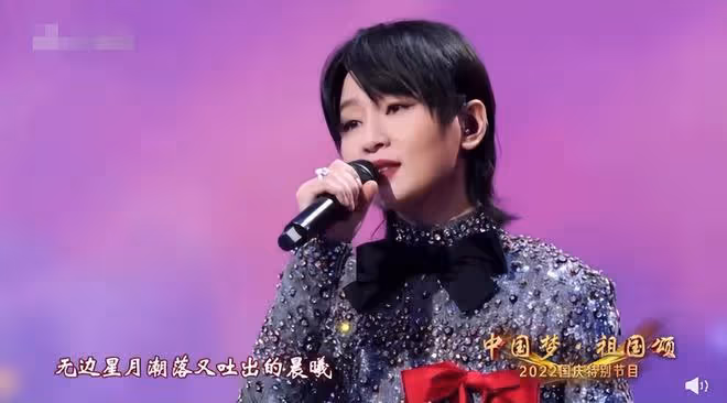 2022年國慶晚會亮點:韓紅張傑盡顯唱功,趙文卓在長城上耍功夫