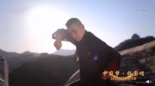 2022年國慶晚會亮點:韓紅張傑盡顯唱功,趙文卓在長城上耍功夫