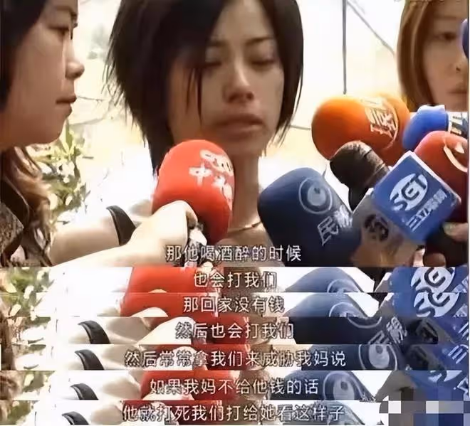 過氣歌手的窘況:小縣城商演、被嘲「過氣老狗」,處處是心酸