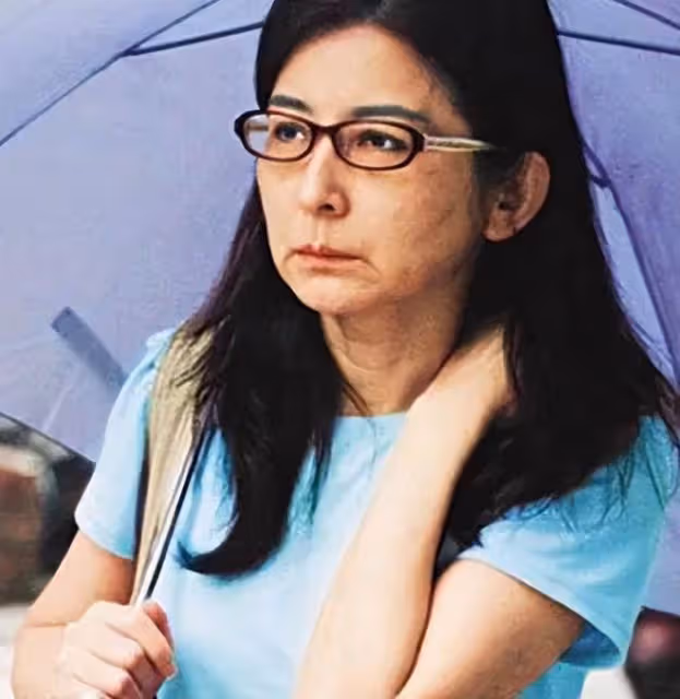過氣歌手的窘況:小縣城商演、被嘲「過氣老狗」,處處是心酸