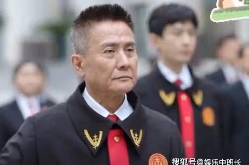 《底線》張偉民受傷提前退休，方遠為師父奔波，葉芯後來居上