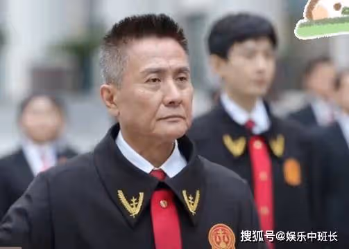 《底線》張偉民受傷提前退休,方遠為師父奔波,葉芯後來居上