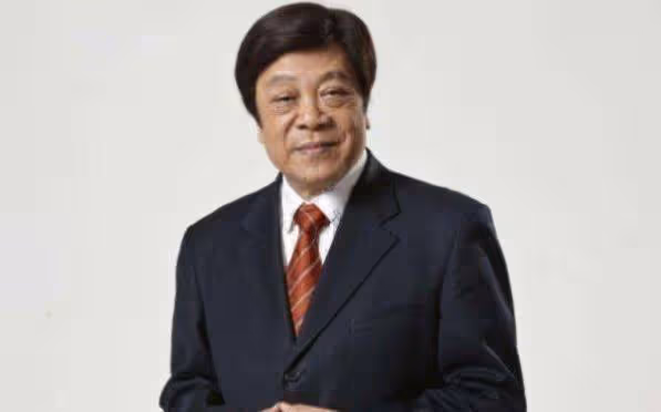 趙忠祥5億遺產分配公開，兒子一分沒有，全部給了他的心肝寶貝