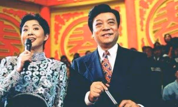 趙忠祥5億遺產分配公開,兒子一分沒有,全部給了他的心肝寶貝