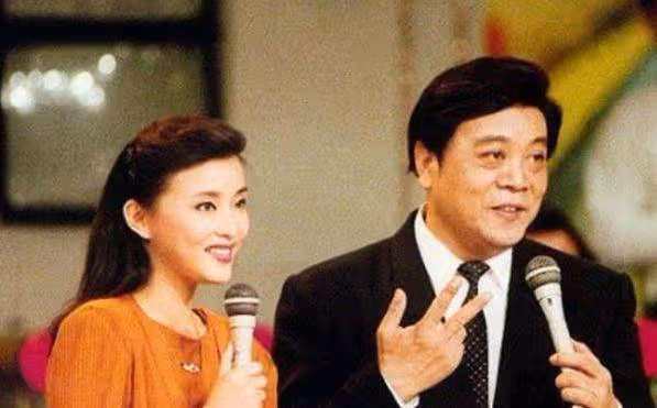 趙忠祥5億遺產分配公開,兒子一分沒有,全部給了他的心肝寶貝