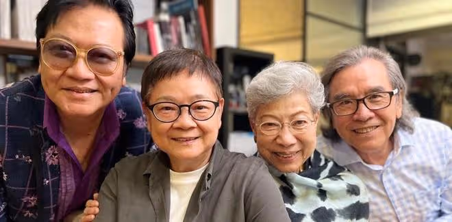 一眾老戲骨豪宅參加派對,喝香檳吃紅燒肉很盡興,87歲羅蘭精神好
