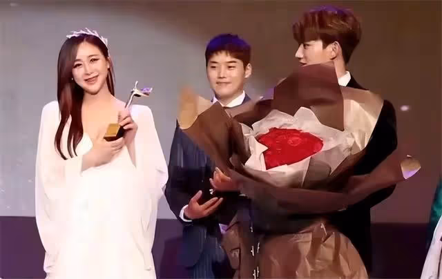 相差18歲的「姐弟戀」，原本不被看好，如今生下一女生活幸福