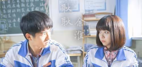 她快30歲才成名，從打醬油到如今地位，演少女完全不出戲