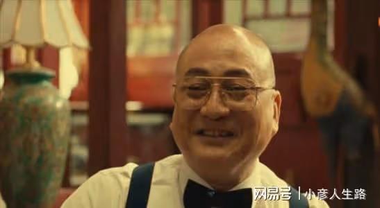 湯鎮業前妻攜三兒女出海遊玩！大女兒顏值超高，卻遭爸爸禁入娛圈