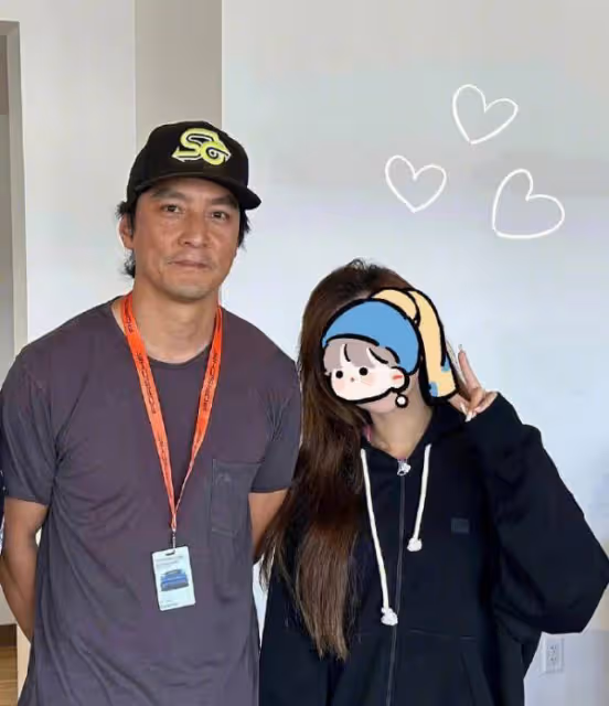 網友們在賽馬場認識了吳彥祖,正好是他的48歲生日,真的很開心