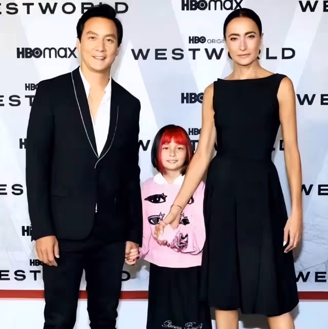 48歲吳彥祖近照曝光，皮膚松垮烏黑老氣，與常人無異