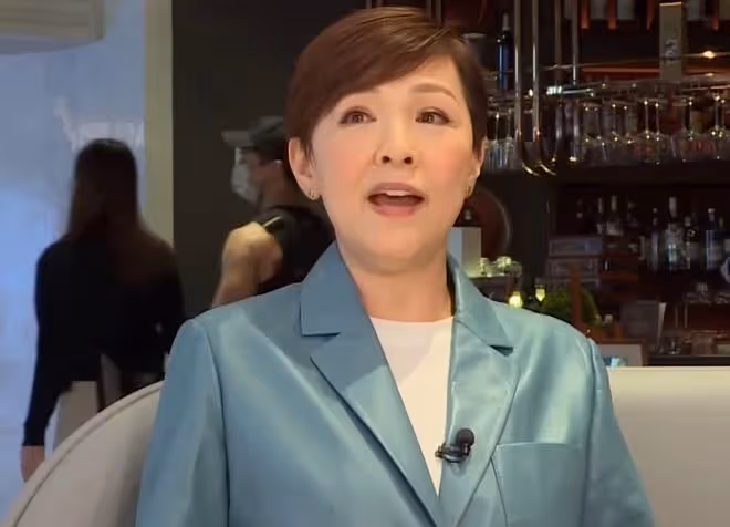 TVB女星吳詠虹近況！息影后轉行當形象指導，成單親媽媽獨自帶娃