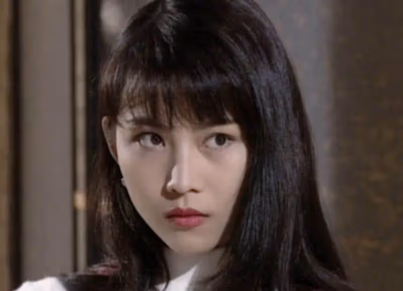 女星的18歲！趙雅芝端莊大氣，張柏芝青澀稚嫩，蔡少芬驚為天人