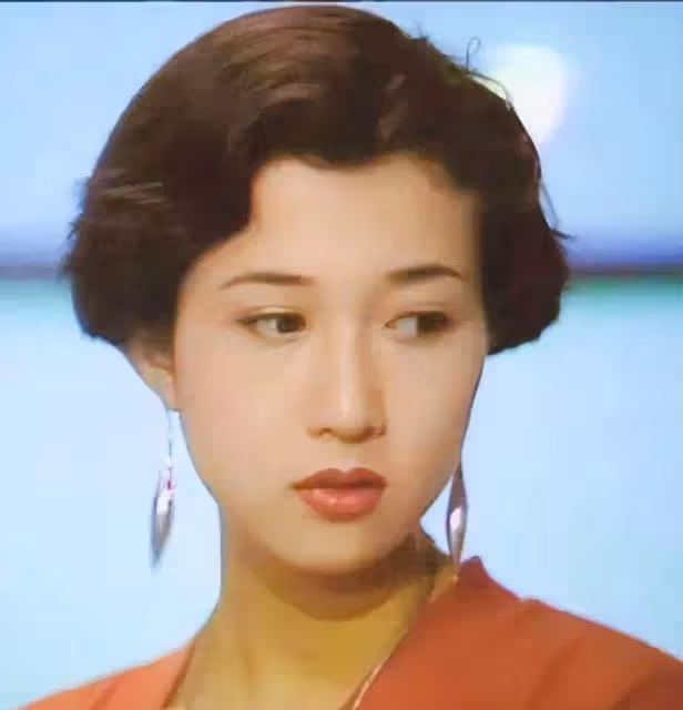 成龍的一兒一女,房祖名和吳卓林,人生狀況有何不同?
