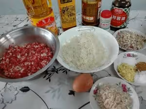 【燙麵牛肉蒸餃】