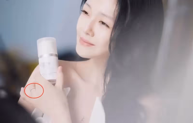 大S復工「美出新高」！白到發光身上多處紋身，透露近期生活感慨萬千