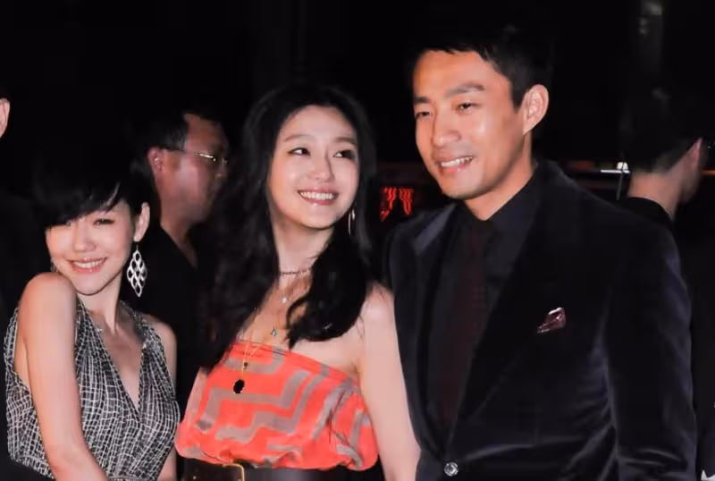 具俊曄夫妻拍寫真大片，大S風格大變霸氣似女王，專訪里談及失婚